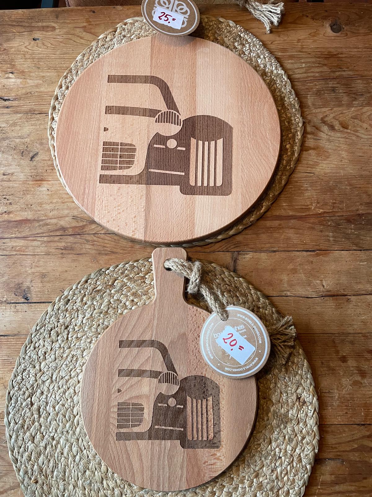 Houten ronde hapjes/kaas plank met Seven Logo (kopie)